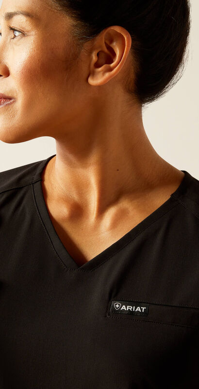 Clara 6 Pocket Scrub Top 01